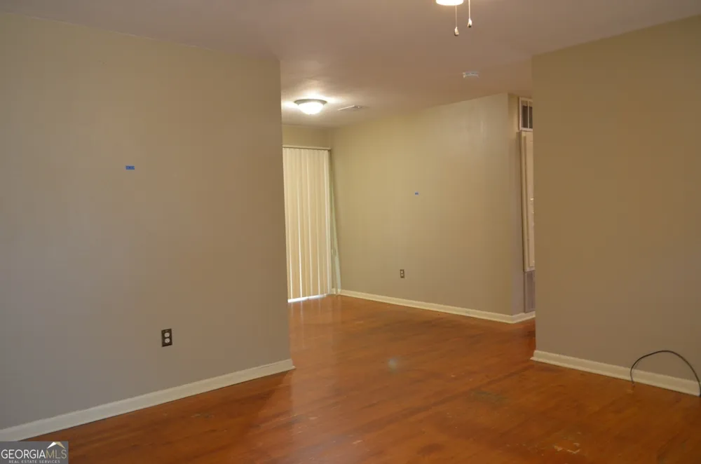 102 Williams ST Warner Robins, GA 31088