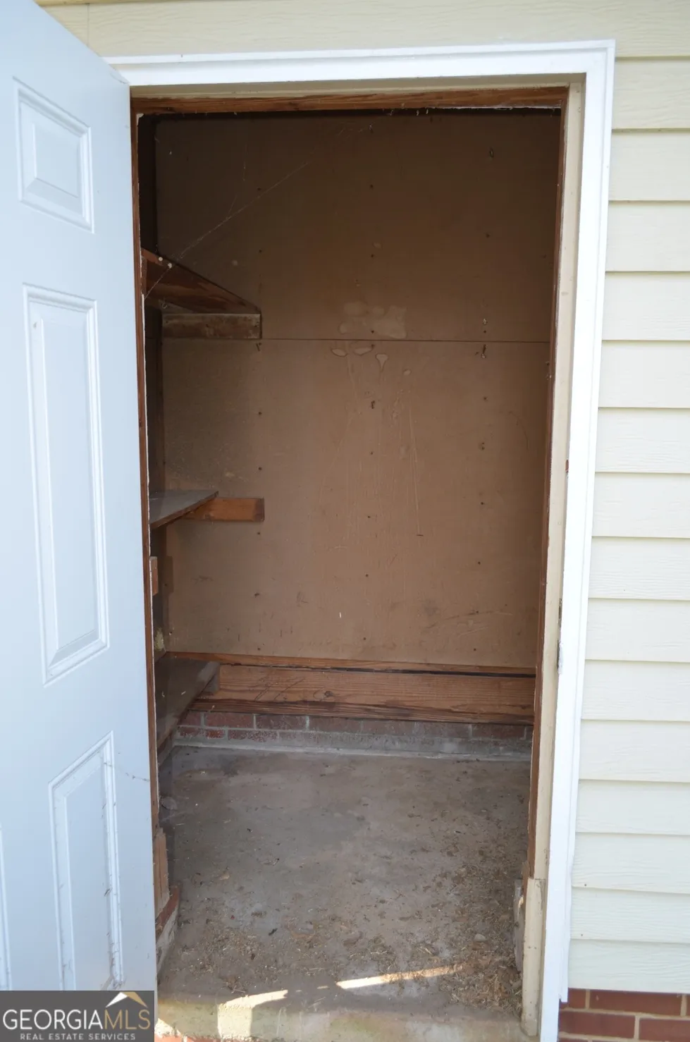 102 Williams ST Warner Robins, GA 31088