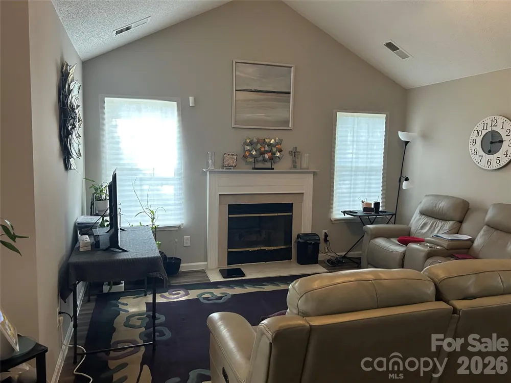 9206 Rotherham Lane Charlotte, NC 28216