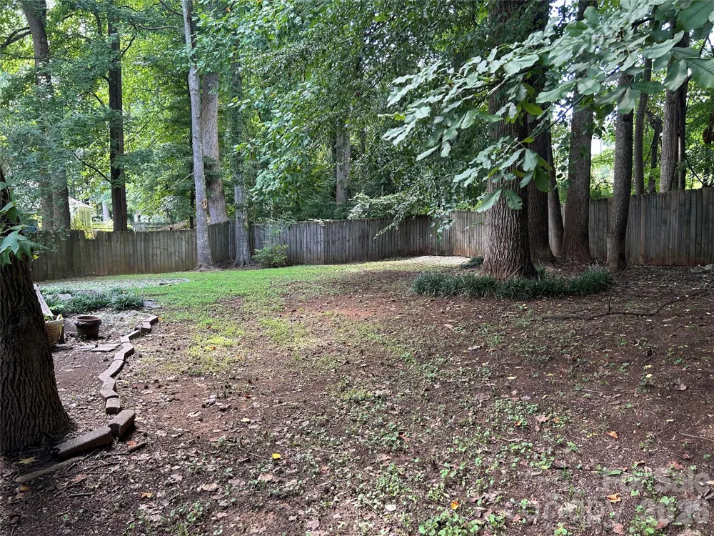 9206 Rotherham Lane Charlotte, NC 28216