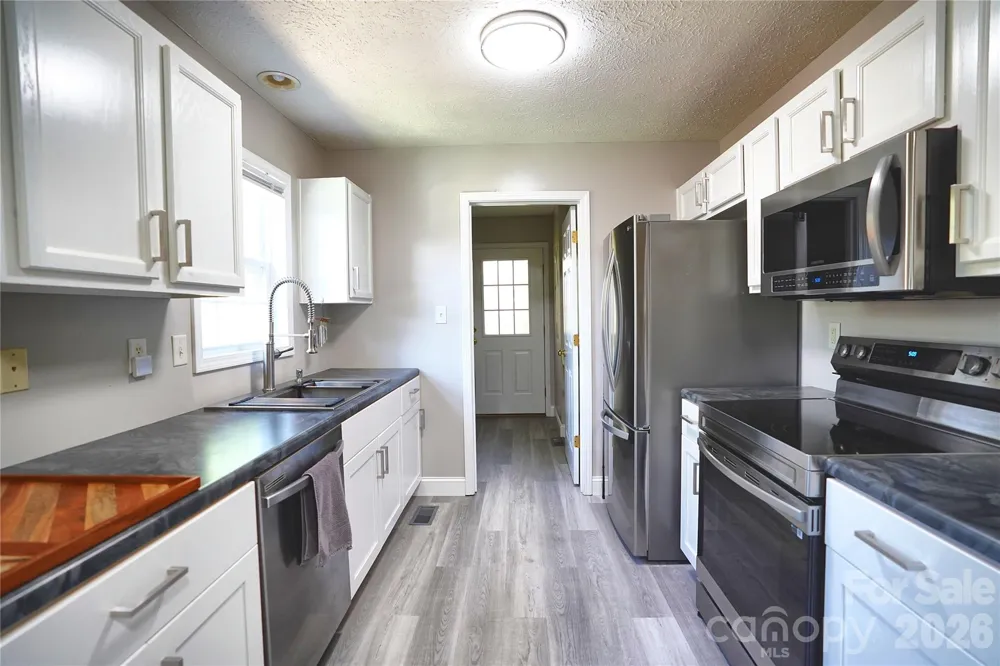 43 Moore Avenue Asheville, NC 28806