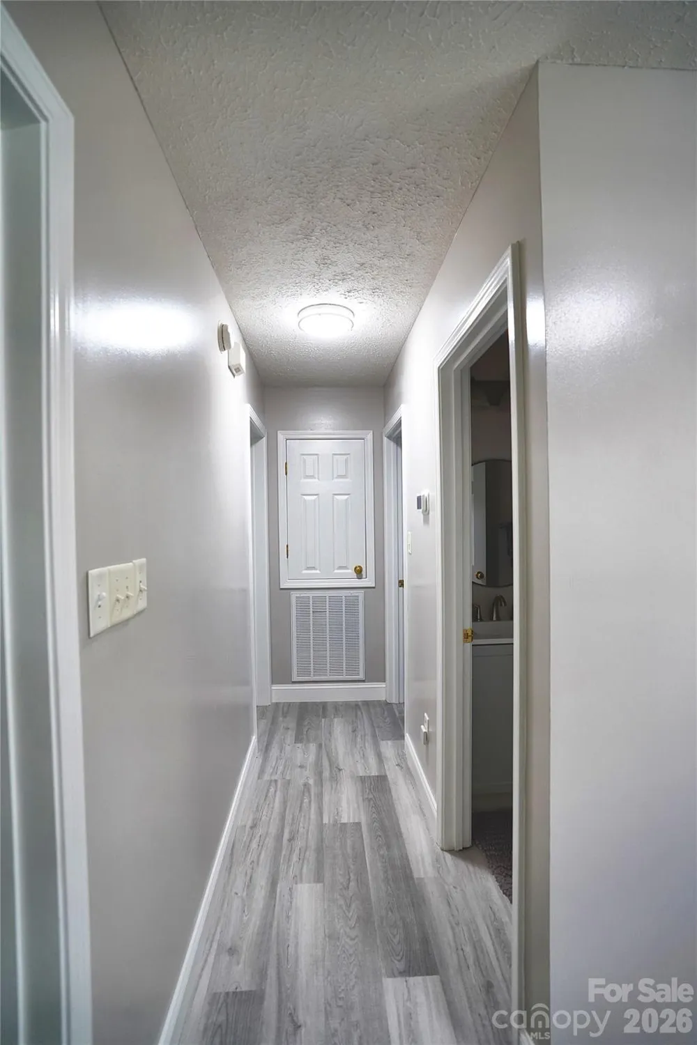 43 Moore Avenue Asheville, NC 28806