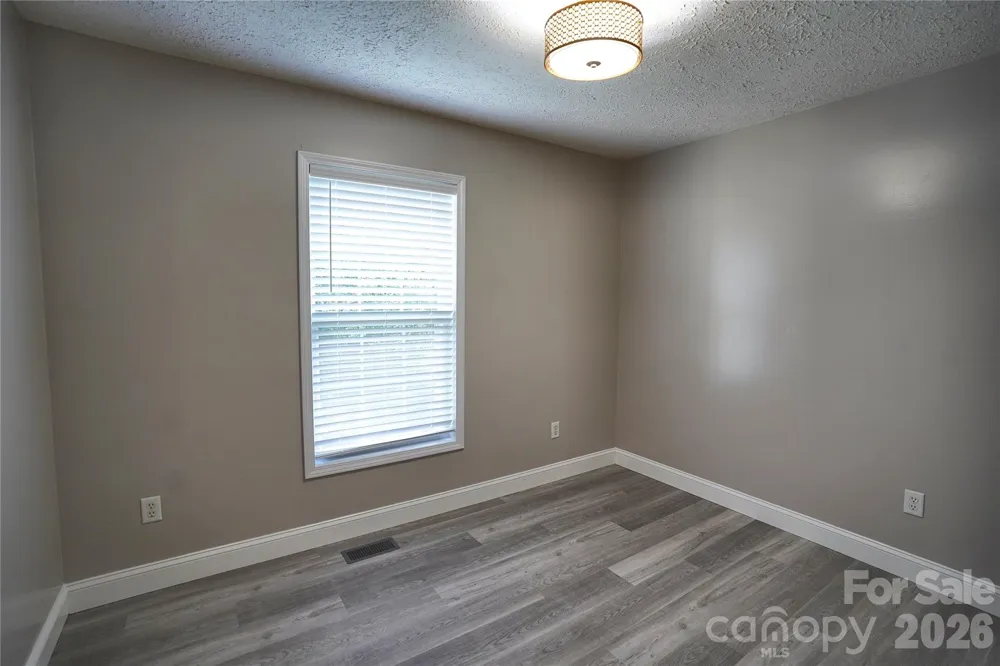 43 Moore Avenue Asheville, NC 28806