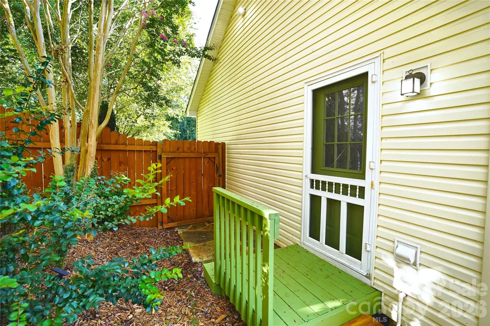 43 Moore Avenue Asheville, NC 28806