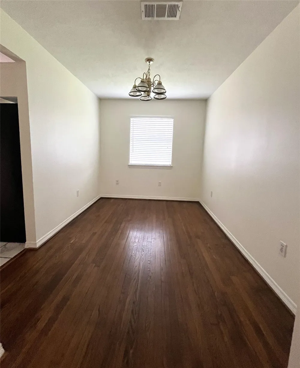 8625 Dunlap Street Houston, TX 77074