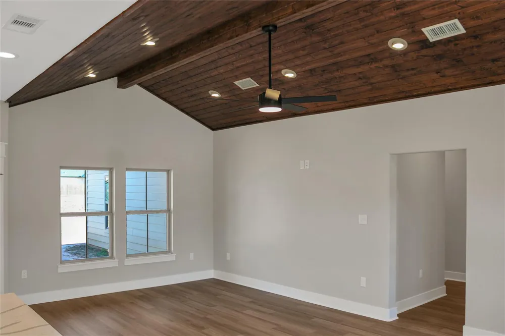 21 Bluegill Dr Shepherd, TX 77371