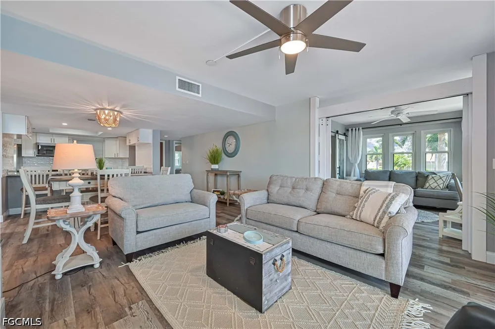 SE 17th Place #105 Cape Coral, FL 33904