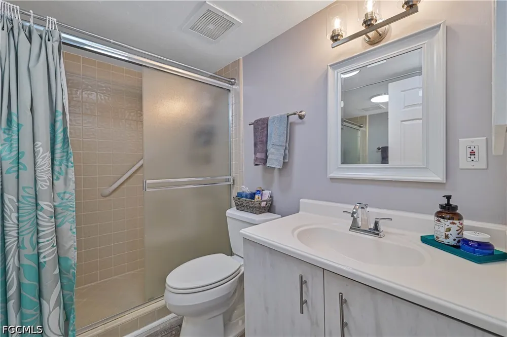 SE 17th Place #105 Cape Coral, FL 33904
