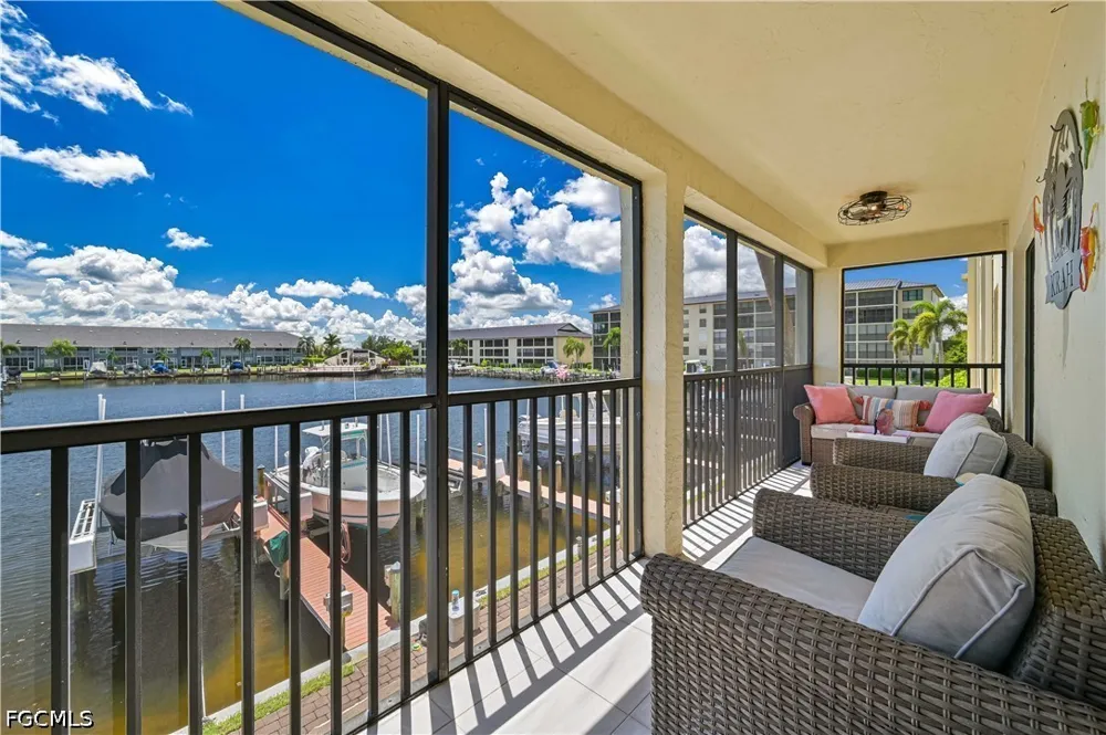 SE 17th Place #105 Cape Coral, FL 33904