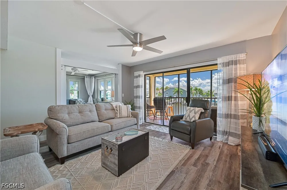 SE 17th Place #105 Cape Coral, FL 33904