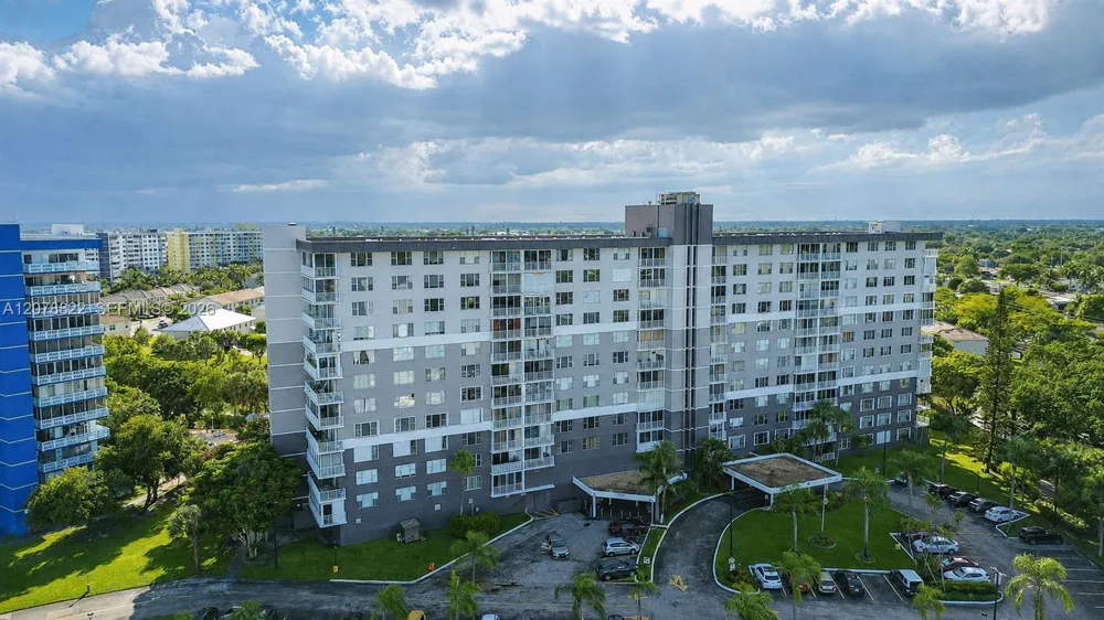 3850 Washington St #314 Hollywood, FL 33021