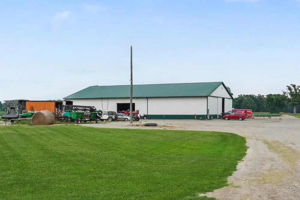 36750 30 Mile Road Lenox Township, MI 48050
