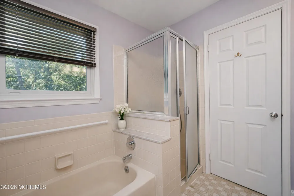 96 Heritage Drive Howell, NJ 07731