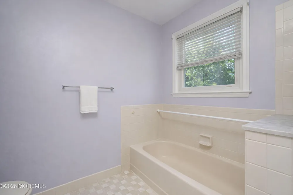 96 Heritage Drive Howell, NJ 07731