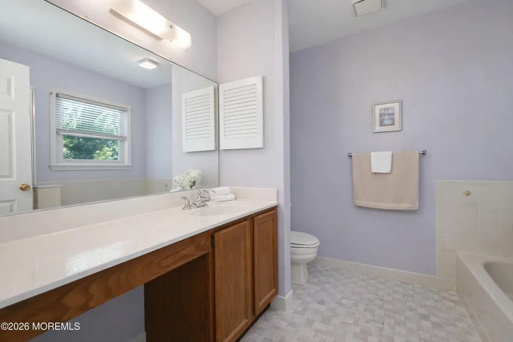 96 Heritage Drive Howell, NJ 07731