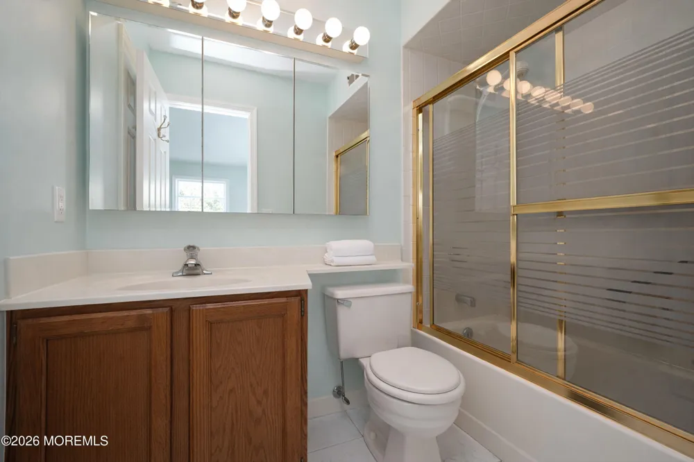 96 Heritage Drive Howell, NJ 07731