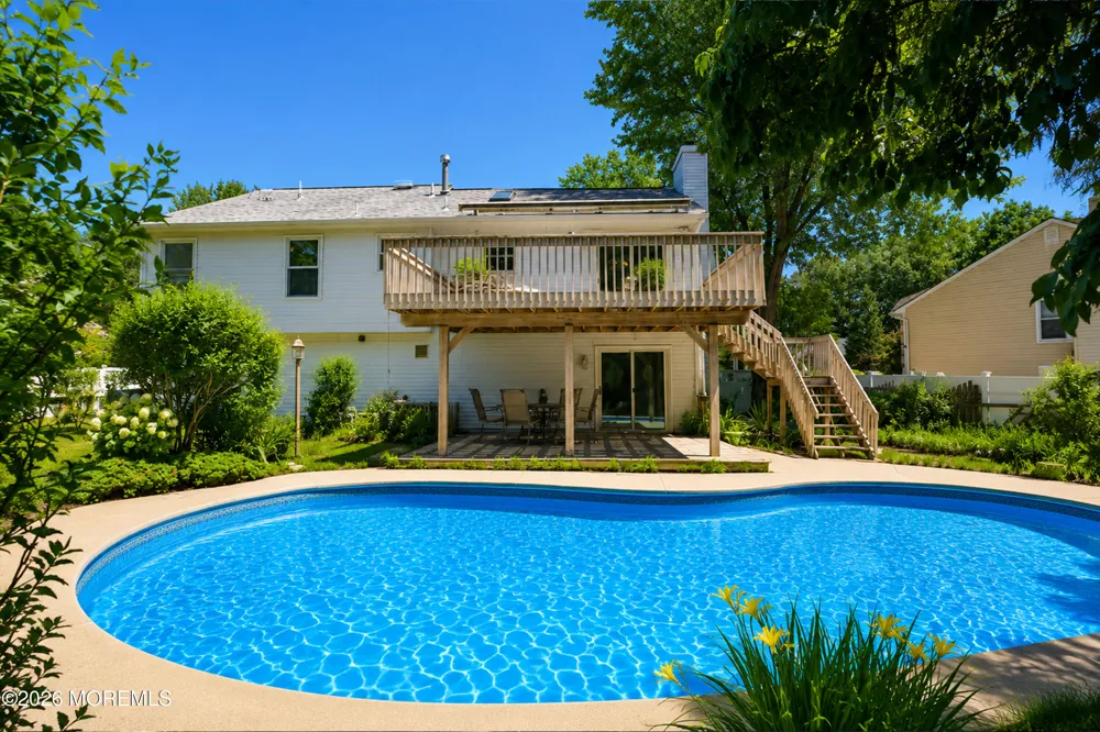 96 Heritage Drive Howell, NJ 07731