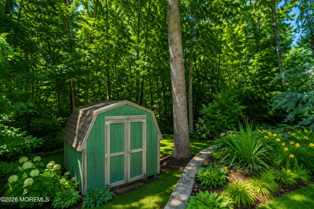 96 Heritage Drive Howell, NJ 07731