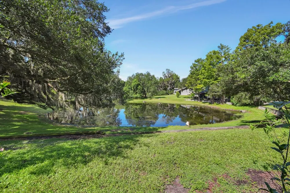 904 VILLAGE GREEN ROAD #3 Deland, FL 32720