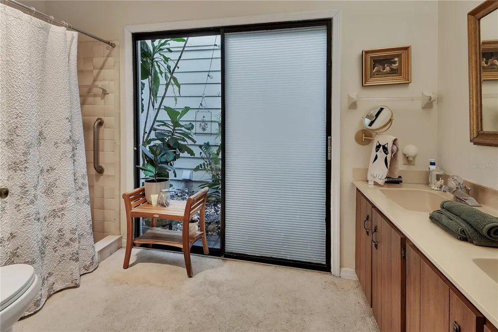 904 VILLAGE GREEN ROAD #3 Deland, FL 32720