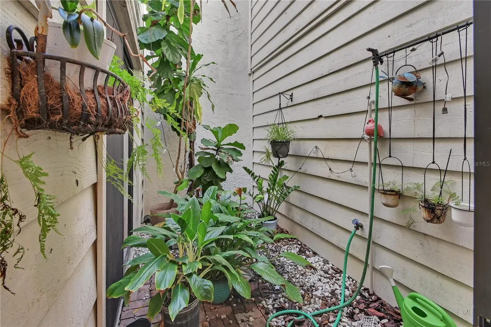 904 VILLAGE GREEN ROAD #3 Deland, FL 32720