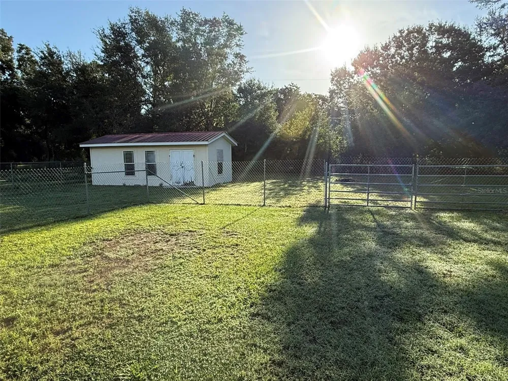 1978 WOOTEN ROAD Dover, FL 33527