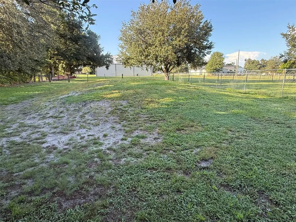 1978 WOOTEN ROAD Dover, FL 33527