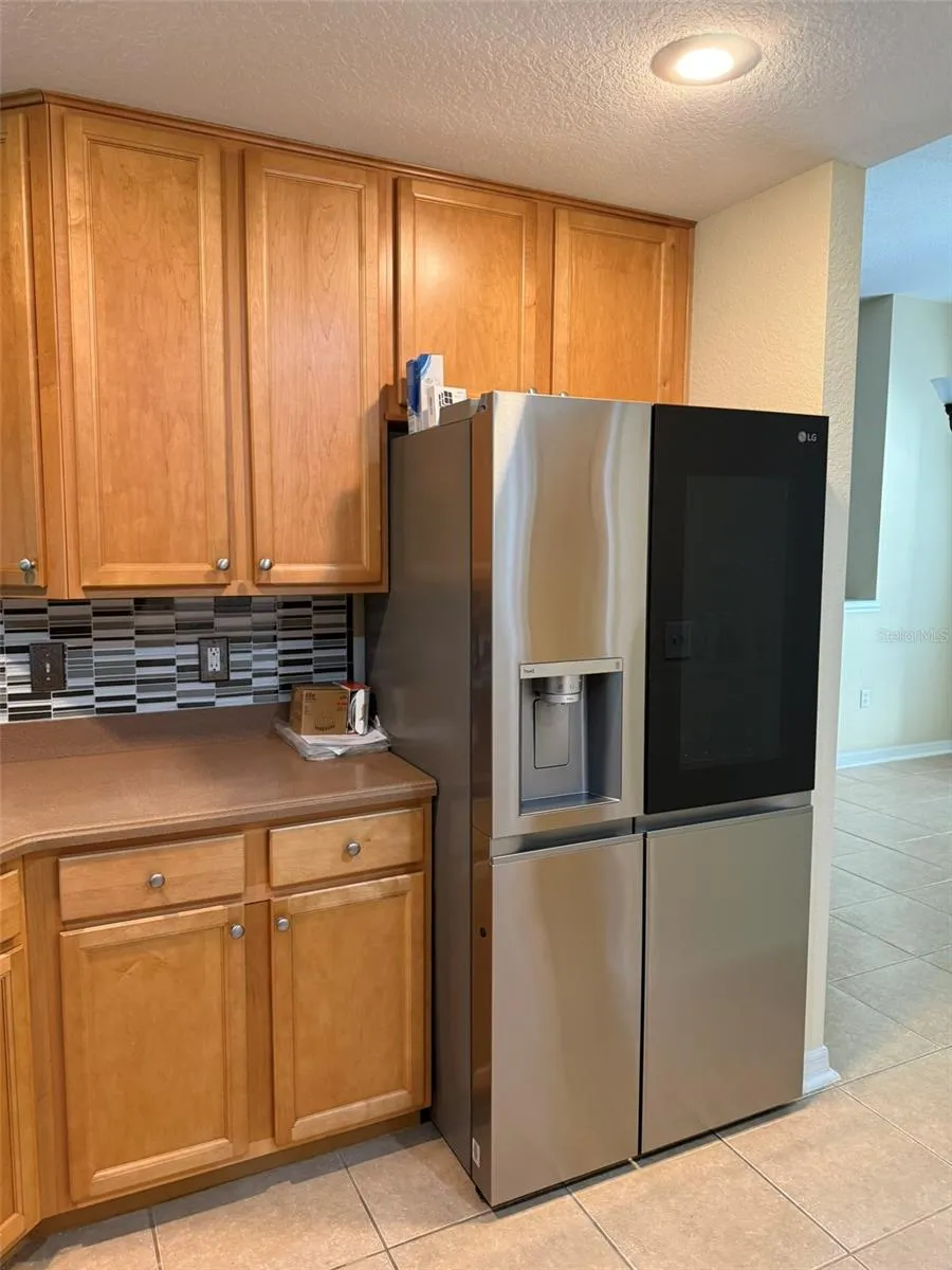 1978 WOOTEN ROAD Dover, FL 33527