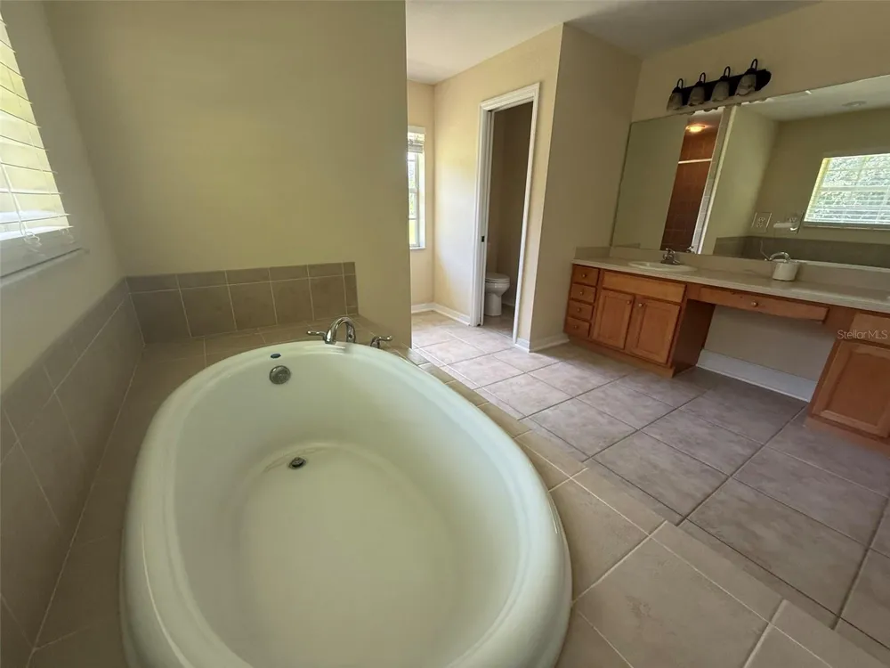 1978 WOOTEN ROAD Dover, FL 33527