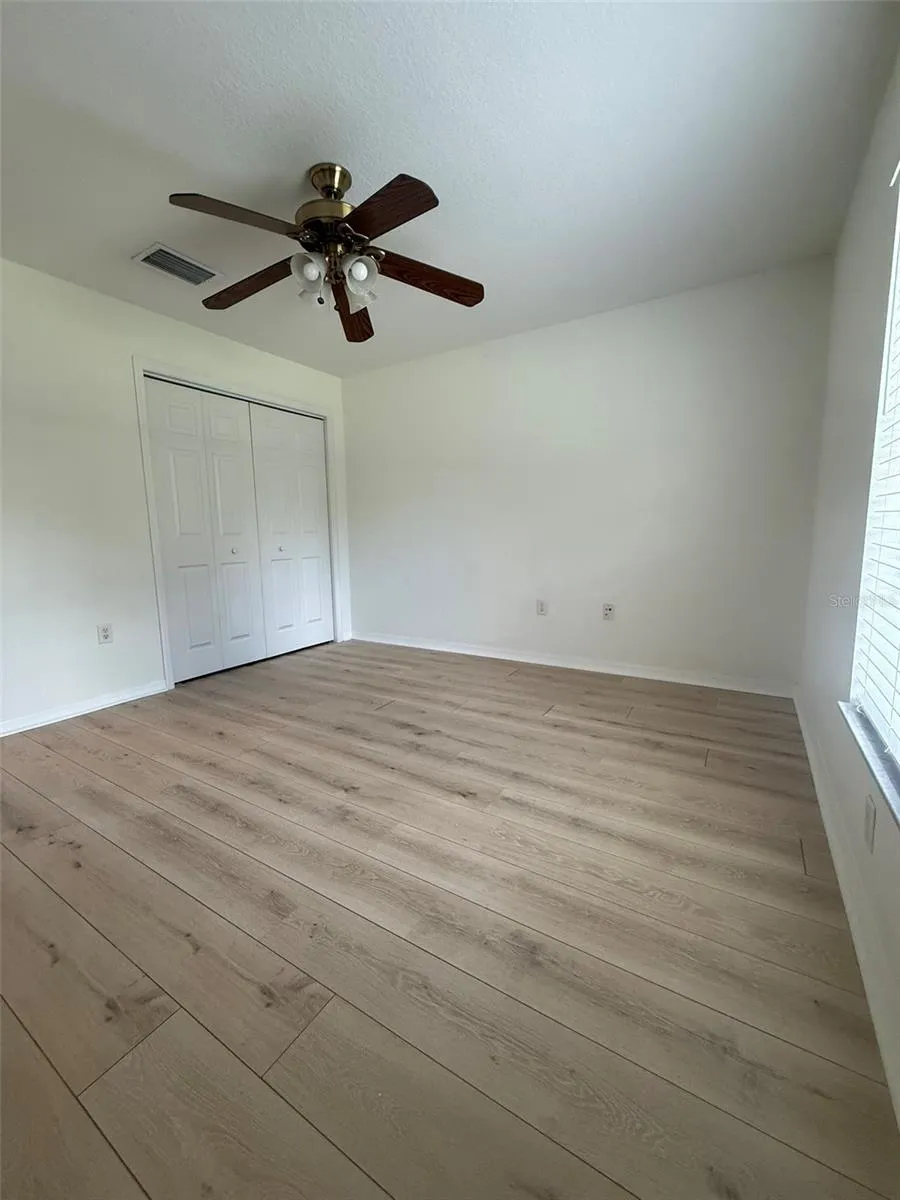 1978 WOOTEN ROAD Dover, FL 33527