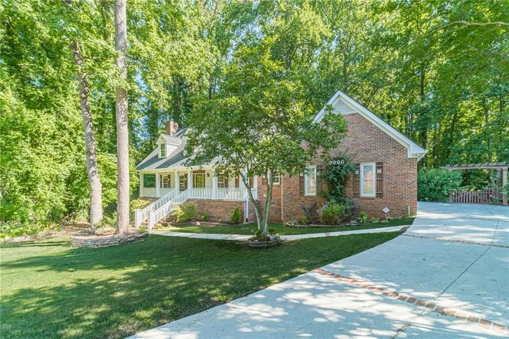 765 Winston Drive Lawrenceville, GA 30044