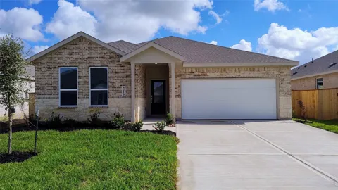 8219 Rustic Pine Trail
