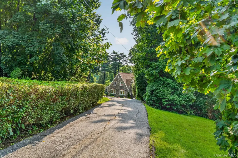 811 Farmers Mills Road Carmel, NY 10512