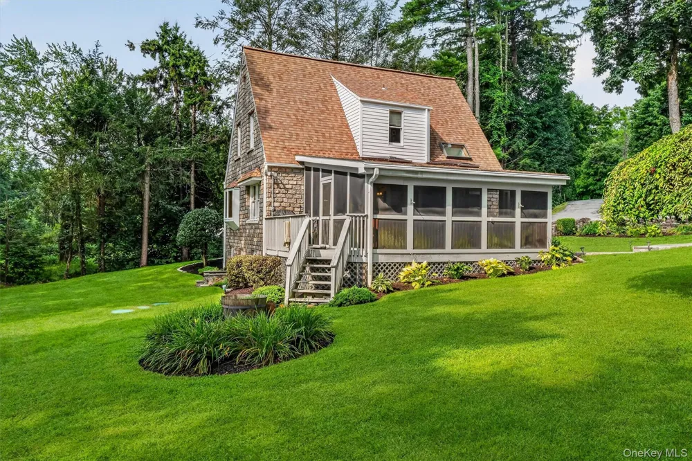 811 Farmers Mills Road Carmel, NY 10512