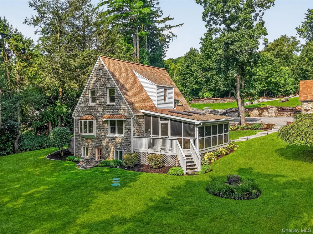 811 Farmers Mills Road Carmel, NY 10512