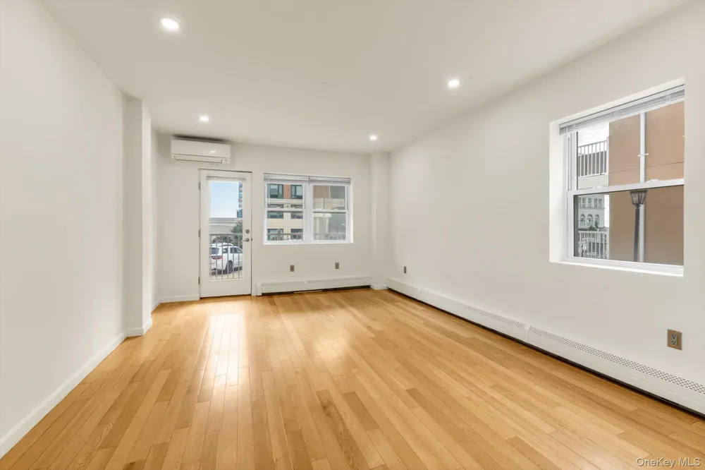 251 W Broadway #210 Long Beach, NY 11561