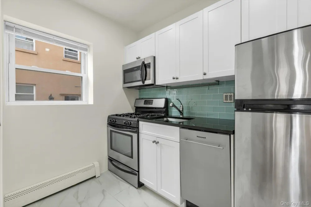 251 W Broadway #210 Long Beach, NY 11561