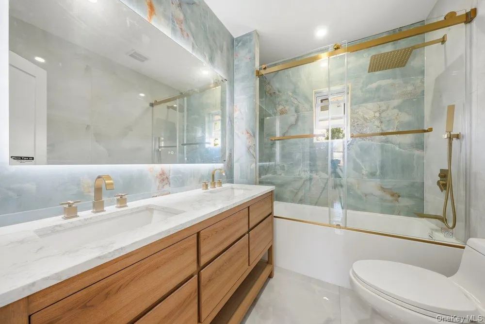 90-28 212th Street Queens Village, NY 11428