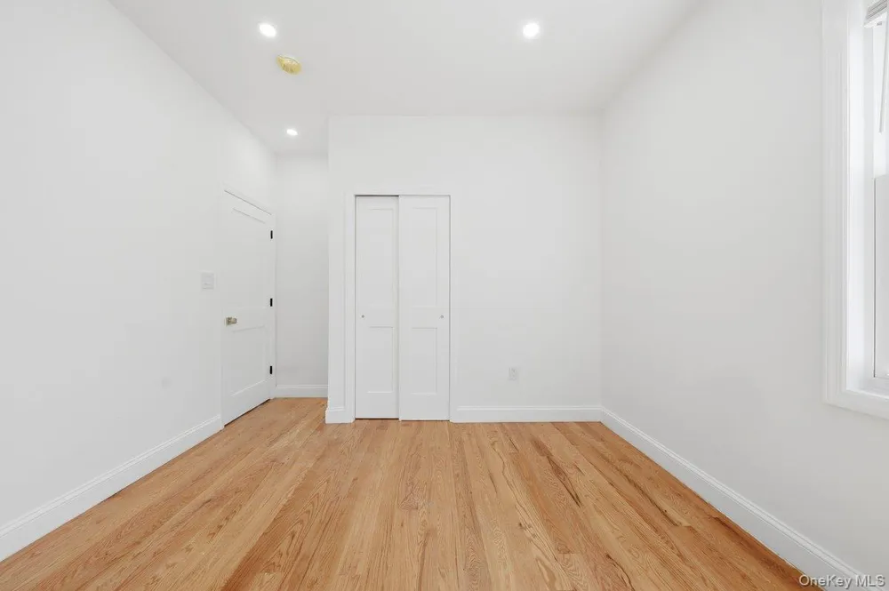 90-28 212th Street Queens Village, NY 11428