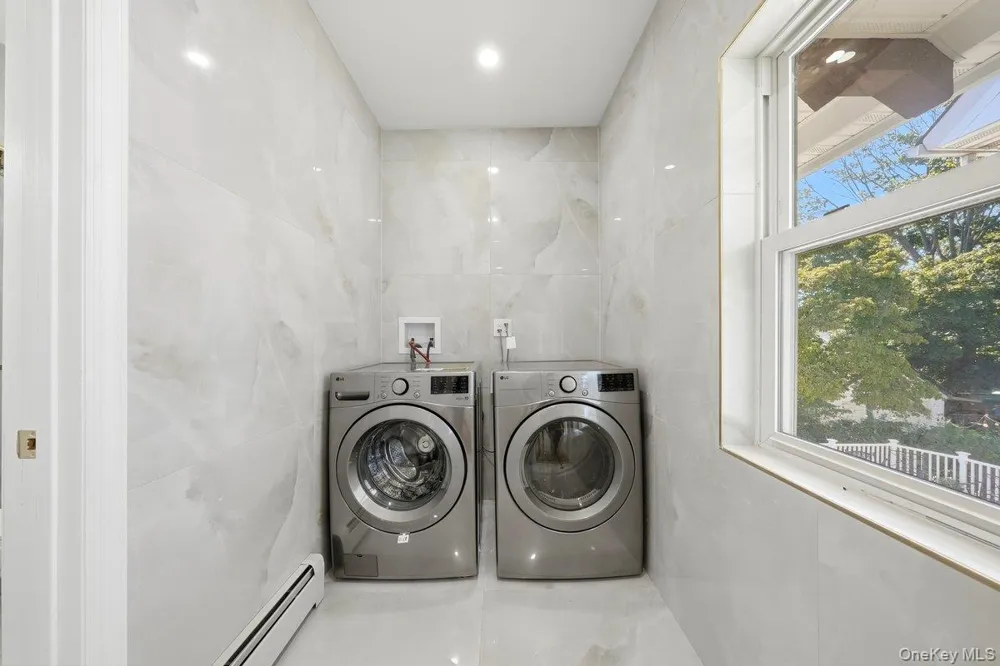 90-28 212th Street Queens Village, NY 11428