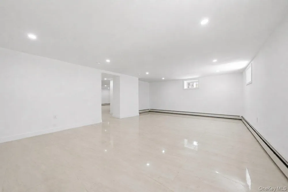 90-28 212th Street Queens Village, NY 11428