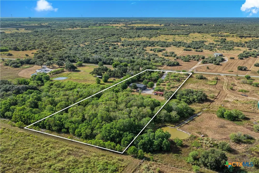 431 Jackson Road Refugio, TX 78377