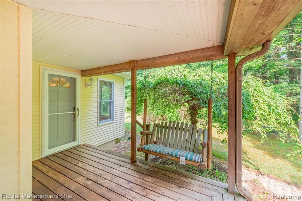 7870 Chamberlin Road Webster Township, MI 48130