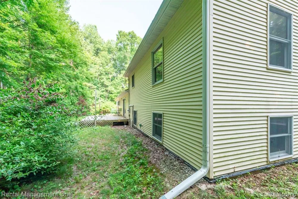 7870 Chamberlin Road Webster Township, MI 48130