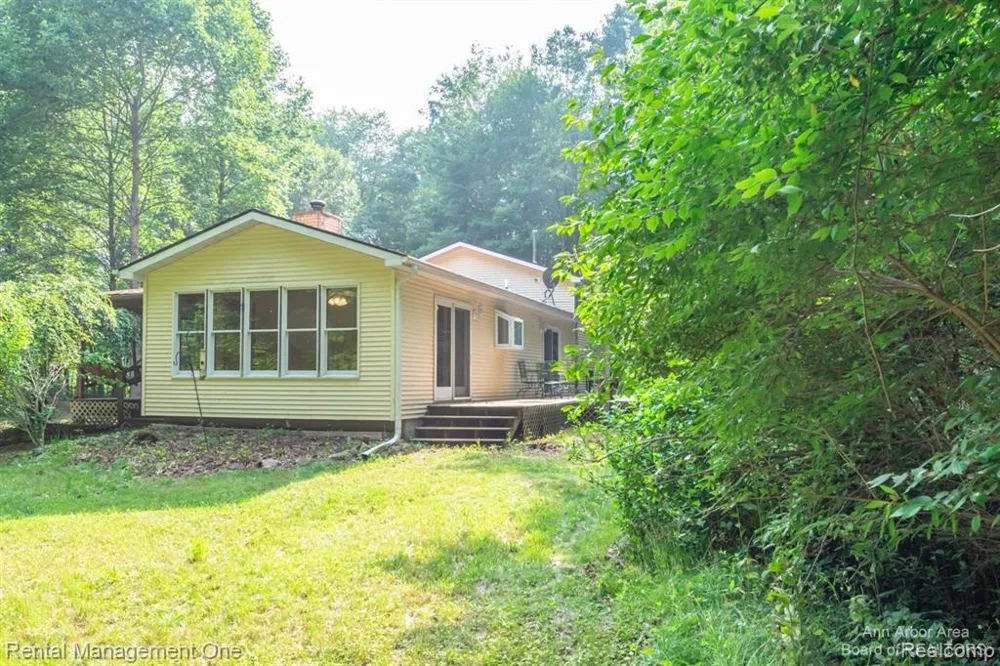 7870 Chamberlin Road Webster Township, MI 48130