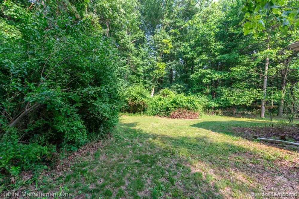 7870 Chamberlin Road Webster Township, MI 48130
