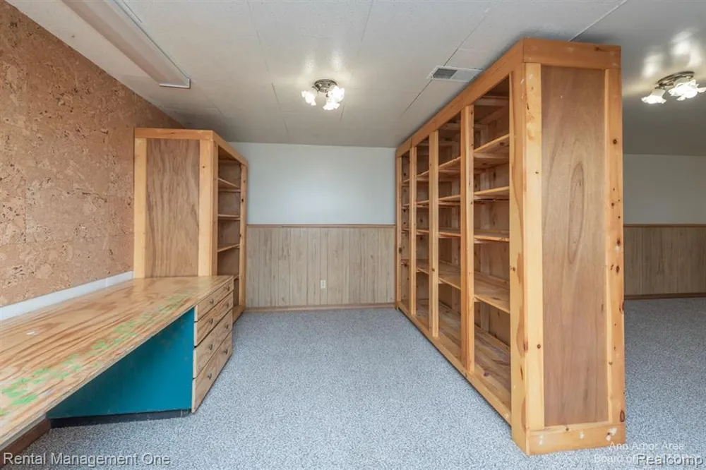 7870 Chamberlin Road Webster Township, MI 48130