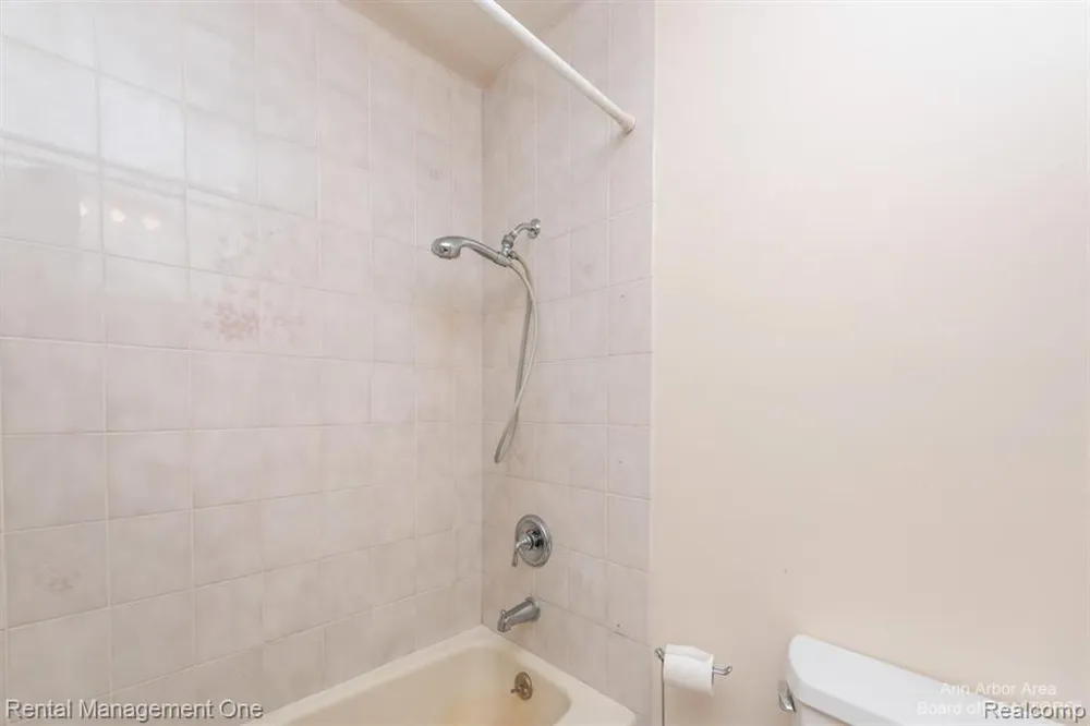 7870 Chamberlin Road Webster Township, MI 48130