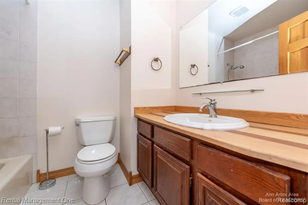 7870 Chamberlin Road Webster Township, MI 48130