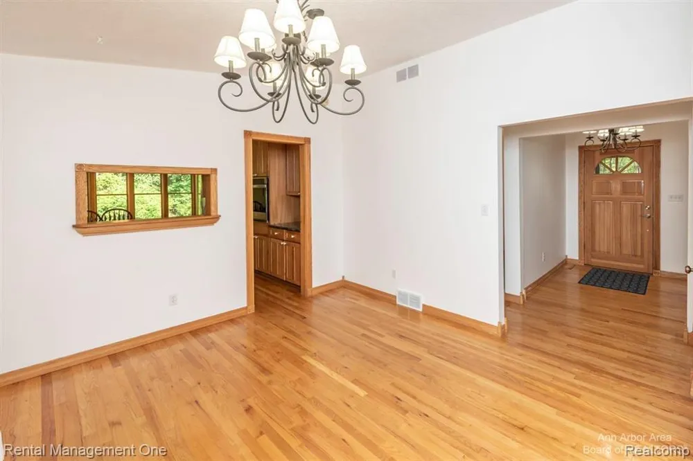 7870 Chamberlin Road Webster Township, MI 48130